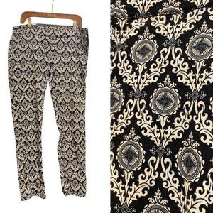 G21 Pants Black and White Pattern Jr Size 15 Side Zipper 98% Cotton